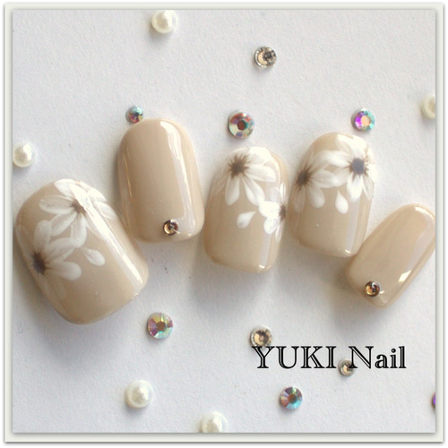 赤茶のチェックネイル ネイルチップ（つけ爪） yuki-nail 通販