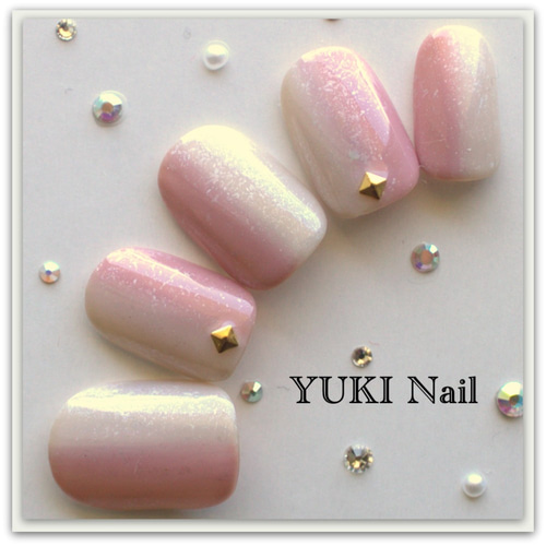 &Co. 高品質ネイルチップ【ヌーディー×ラメグラデーション】大人