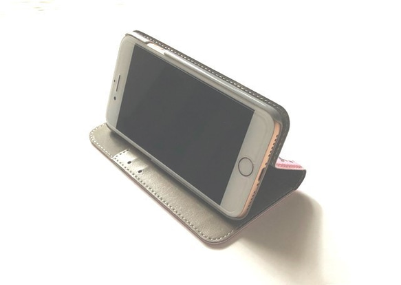 あるく子パンダ(A. ブルー)(B. ピンク) 　   帯なし手帳型　iPhone ケース 5枚目の画像
