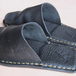 手縫い　革のスリッパ　SS　Sサイズ　ブラック 4枚目の画像