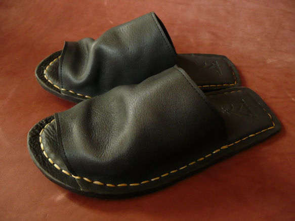 オーダーメイド　手縫い革スリッパ　ブラック　Ｍ、Ｌサイズ 2枚目の画像
