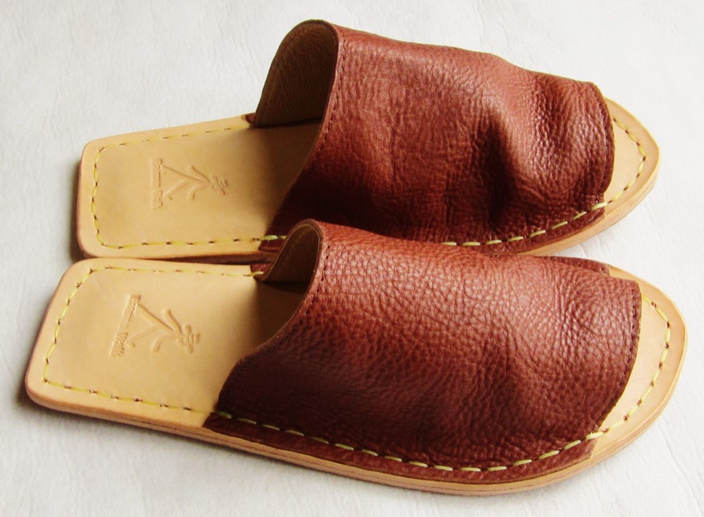 手縫い　革のスリッパ　ＬＬサイズ　ブラウン