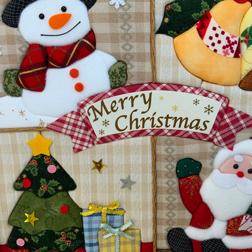 パッチワーク　クリスマス　壁掛け収納ポケット　MANYさんの作品 パッチワーク クリスマス壁掛け タペストリー 立体