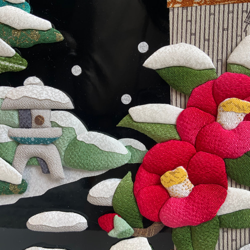 押絵の額　衝立　(桐の素材) 押絵の額 衝立 (桐の素材) 桐の衝立飾り置物(押し絵)