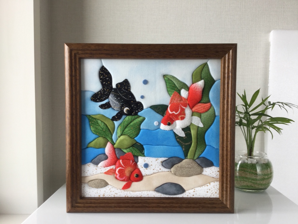 ハンドメイドパッチワークキルトタペストリー金魚壁掛けインテリア