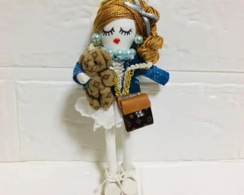 ハンドメイド❋ドールチャーム ＆くまチャーム❋バッグチャーム お人形 ハンドメイド ドールチャーム バッグチャーム お人形 - メルカリ