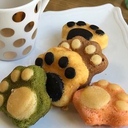 母の日限定！プレゼント　焼き菓子【猫小鉢とマドレーヌセット】 3枚目の画像