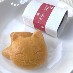 お祝い　お返し【猫もなかとハンカチセット】内祝い　贈り物　猫　和菓子　もなか 3枚目の画像