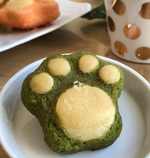 父の日限定！プレゼント　焼き菓子【猫小鉢とマドレーヌセット】 9枚目の画像