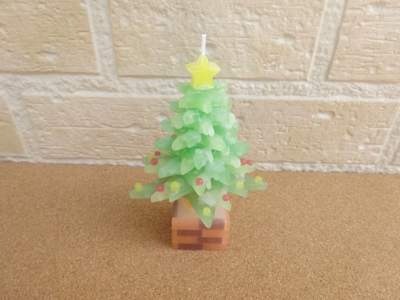 クリスマスツリーのキャンドル 2枚目の画像