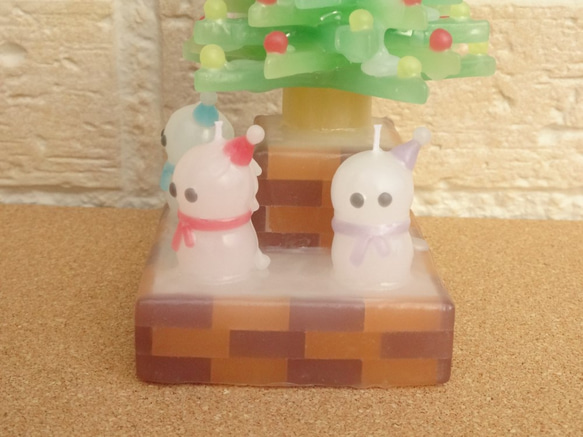 クリスマスツリーとミニ雪だるまのセットキャンドル 5枚目の画像