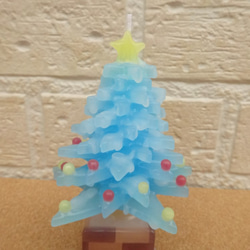 ブルーなクリスマスツリーのキャンドル 3枚目の画像