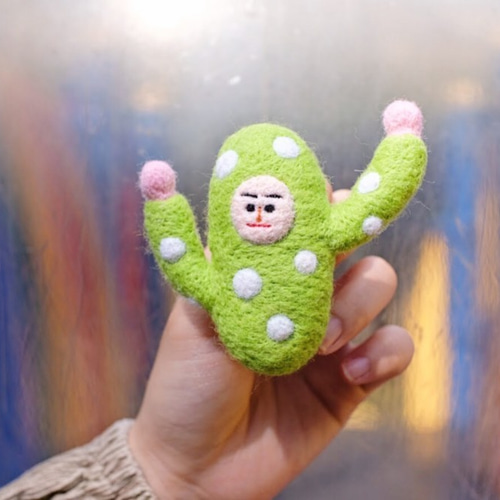 開花/カビの生えたサボテンシリーズウールフェルトピン ブローチ 羊毛