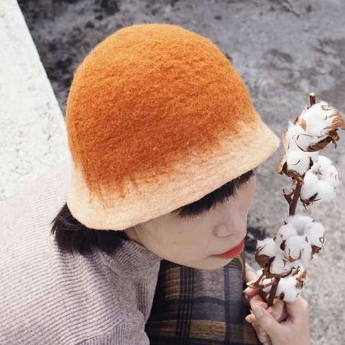 ティラミス卒業ウールベルハット ニット帽・ビーニー 羊毛夫人 通販