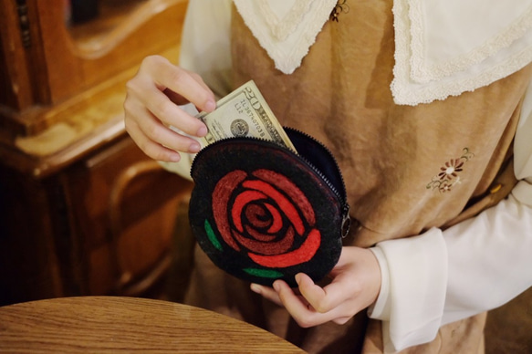 愛人的紅玫瑰 雙面圖案 羊毛氈零錢包 第3張的照片