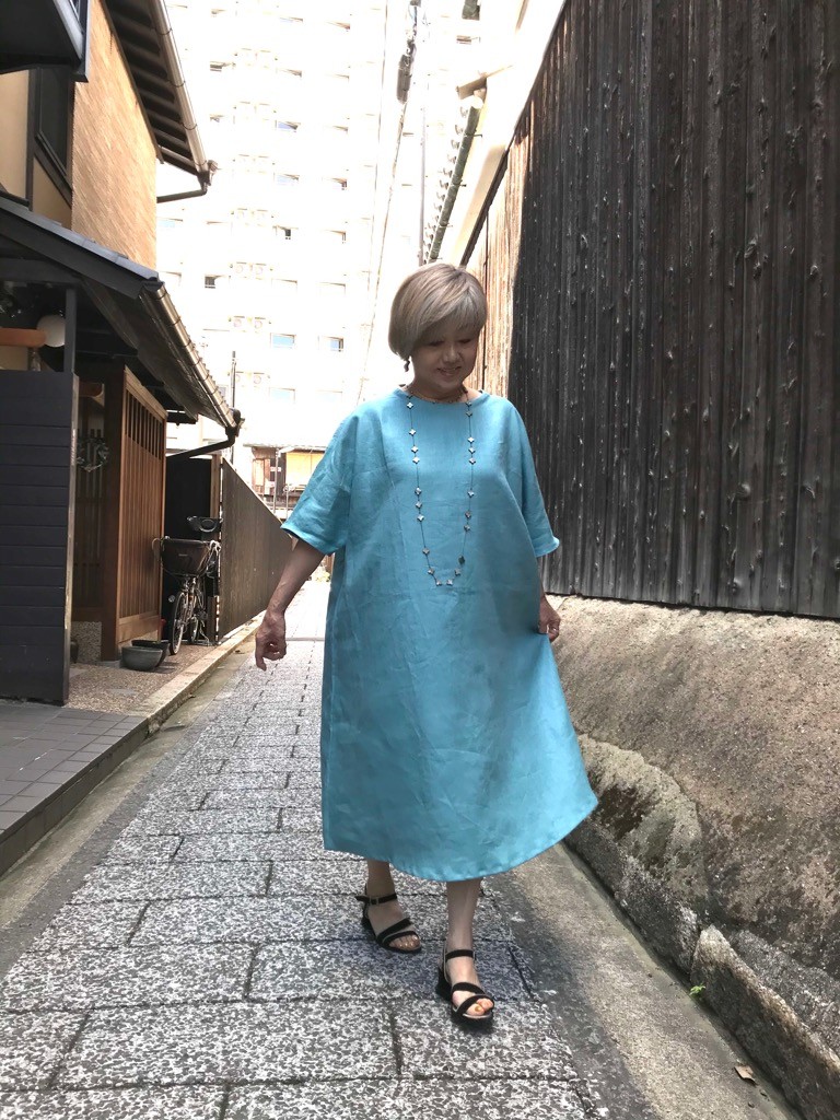 リネンワンピース（ブルースター）オールシーズン使える シンプル