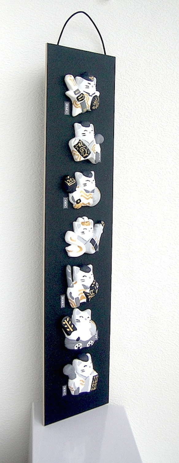七福神猫　シロ−０７（ブラックベース） 2枚目の画像
