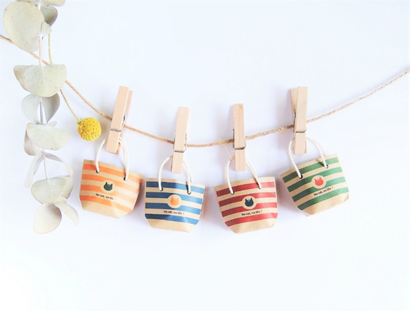 ﾐﾆﾁｭｱ紙袋】4色のボーダーミニチュア紙袋4枚セット。小さな
