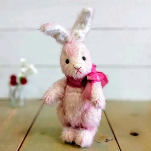 ピンクのうさぎ☆毛先が濃いピンクに染まったモヘア 20cm テディ