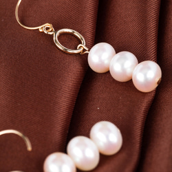 手作天然淡水鏡面極強光透粉珍珠時尚優雅氣質耳環 第6張的照片