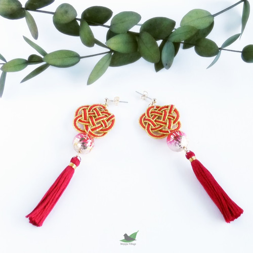 平梅結びの水引ピアス～赤～ ピアス（その他） mojopu-village 通販