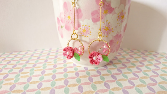 つまみ細工の桜とレジンの春色ピアス/イヤリング イヤリング
