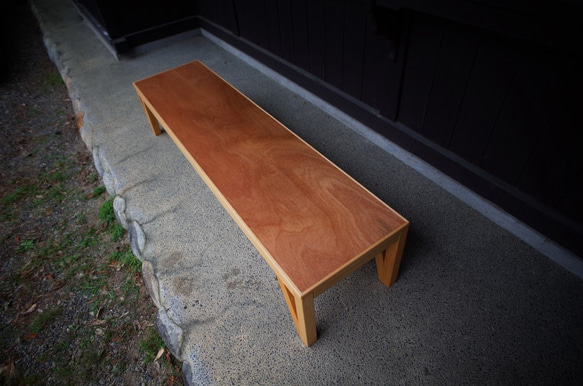 三角脚のベンチ /ANGLE BRACE BENCH 2枚目の画像