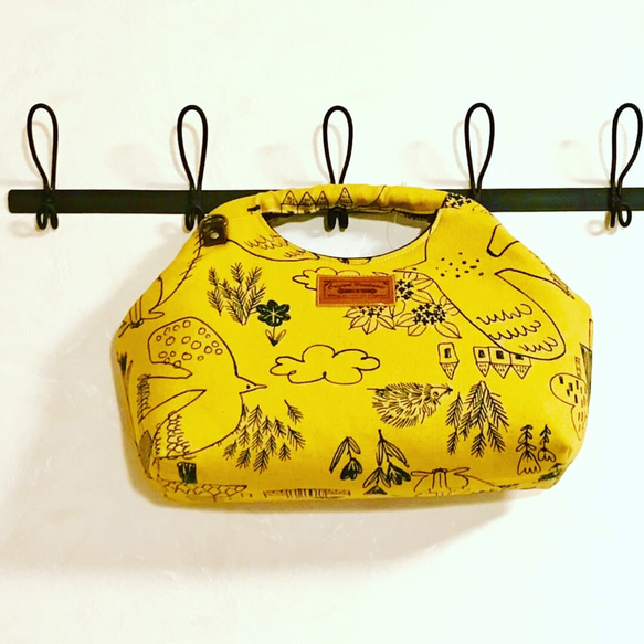 ドクターズバッグMサイズ 北欧風トリとモリ/イエロー 1枚目の画像