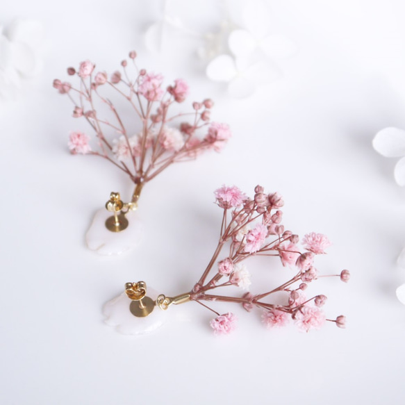 Everpink Sakura. 本物のお花　桜の花びらのピンクブーケ　スタッド揺れピアス　ソメイヨシノ　花束 7枚目の画像