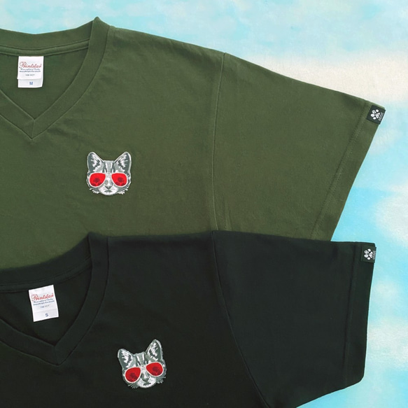 サングラス猫の刺繍ワッペン バックプリント VネックTシャツ♪ 6枚目の画像