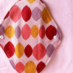 一体型布ナプキン 1枚 ++ カラードロップ レッド・イエロー 1枚目の画像