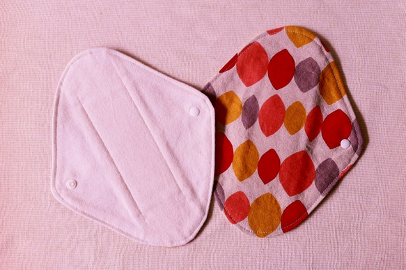 一体型布ナプキン 1枚 ++ カラードロップ レッド・イエロー 3枚目の画像