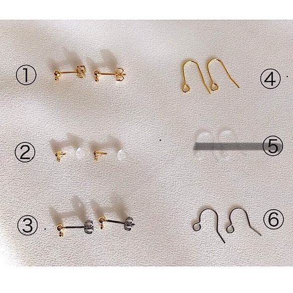 華やかチャーム×ファーボール のピアス/イヤリング＊ 2枚目の画像