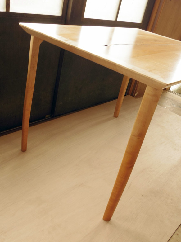 ぴかぴかテーブル／楓　すきまの家具：SUKIMA ka_003 2枚目の画像