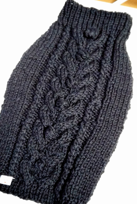 Lサイズブラックのアラン模様セーターです。 7枚目の画像