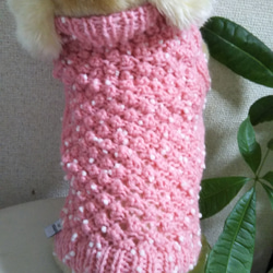 【犬用セーター】Mサイズとてもかわいいピンクのニットです! 1枚目の画像