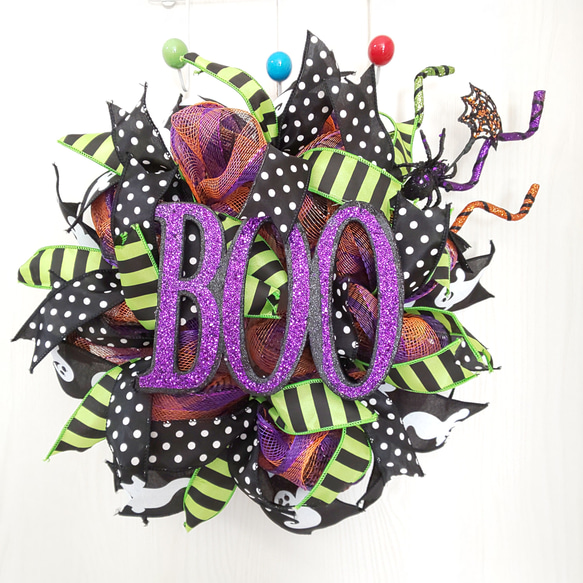 アメリカン デコメッシュ リース  ～大きなBOO看板＆クモのデコレーション付き～ 1枚目の画像