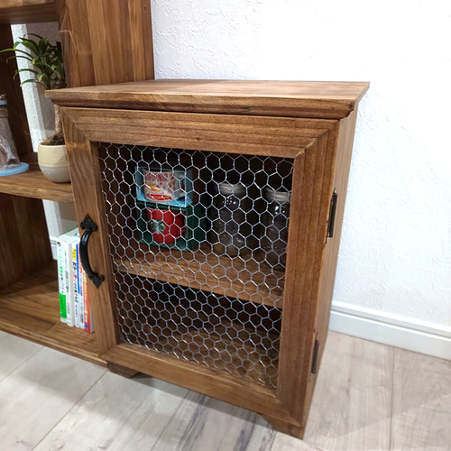 ウォルナット　4段　ワイヤートレイ シェルフ ハンドメイド 家具 収納ラックシリーズNo.4】ワイヤーネット扉の2段ラック(大） チェスト