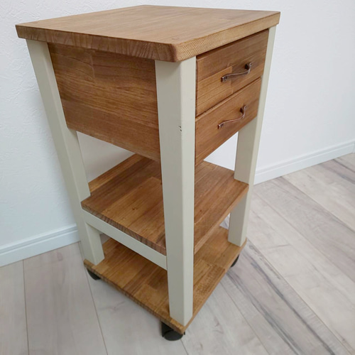 コンパクトなキャスター付キッチンワゴン その他家具 OC Handmade 通販