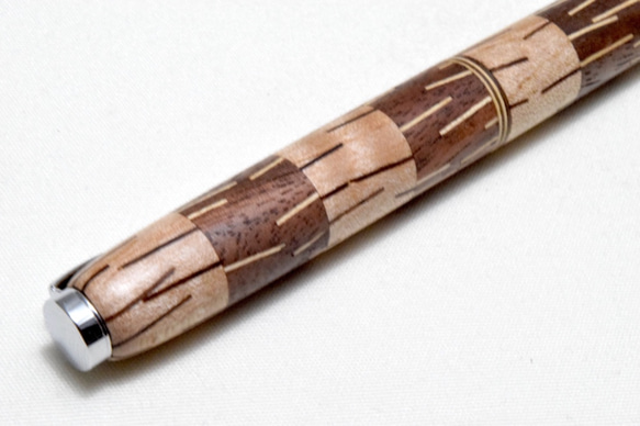 【寄木】(試作品) 手作り木製ボールペン スリムライン CROSS替芯 3枚目の画像