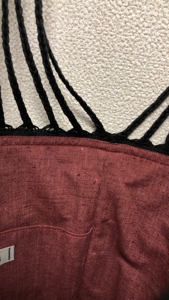 裂き織り　三つ編みトートバッグ（黒系・フラットタイプ） 6枚目の画像