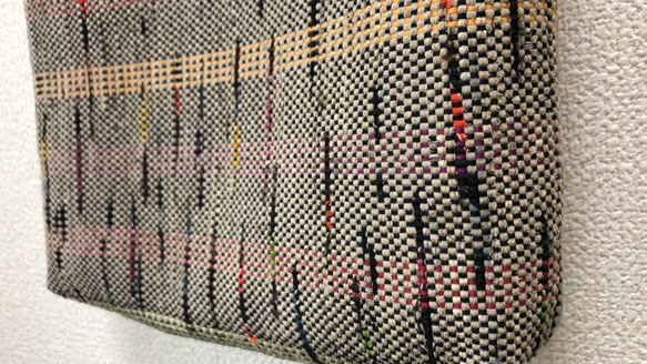 裂き織り　ポシェット（ベージュ系) 3枚目の画像