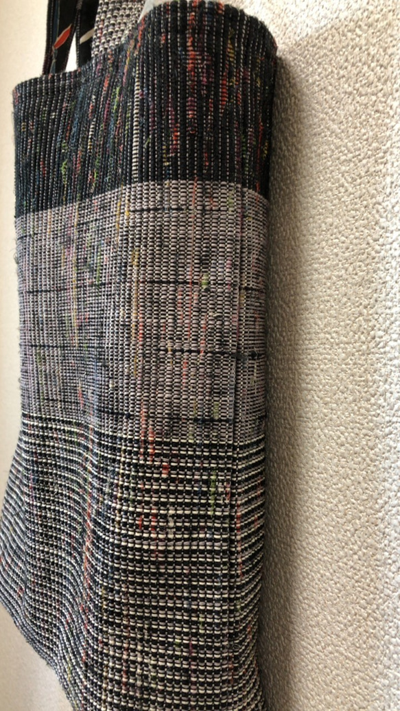 裂き織り　トートバッグ（～色のかくれんぼ～） 3枚目の画像
