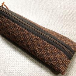 裂き織り　ペンケース（茶系・市松模様） 1枚目の画像
