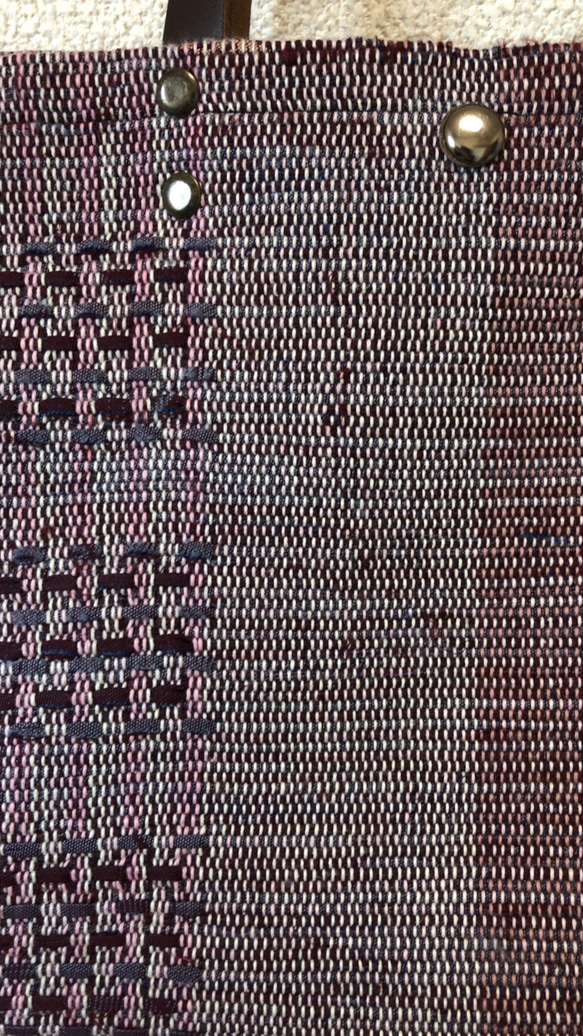 裂き織り　横長ミニバッグ　（ピンク×紫系）本革持ち手 2枚目の画像