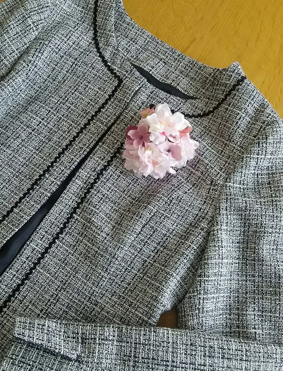 八重桜のコサージュ ティアドロップ 5枚目の画像