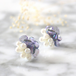 Pearl combi earrings (violet) 3枚目の画像