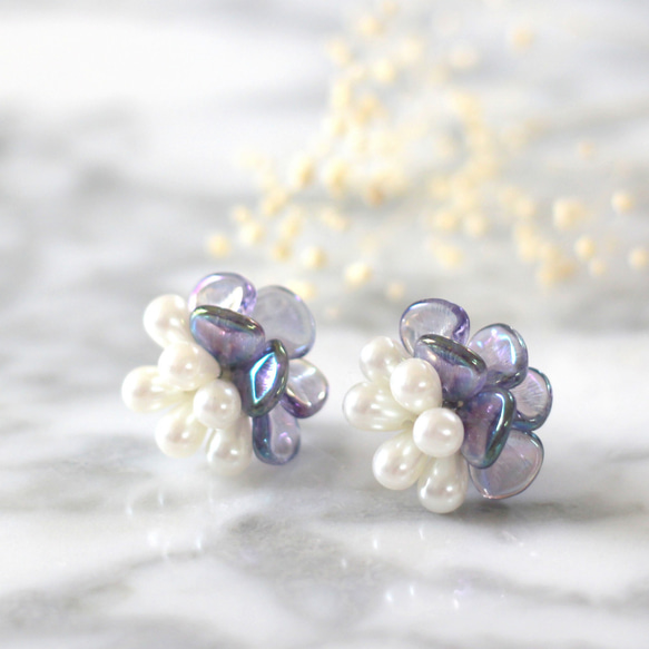 Pearl combi earrings (violet) 1枚目の画像