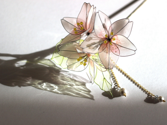 透明な桜のかんざし 4枚目の画像