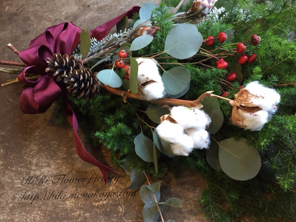 再再販！!生花のホワイトコットンのクリスマススワッグ(数量限定) 5枚目の画像